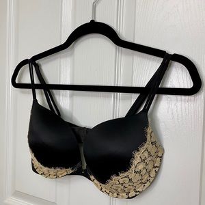 Victoria’s Secret Very Sexy Push-Up Bra 32DD